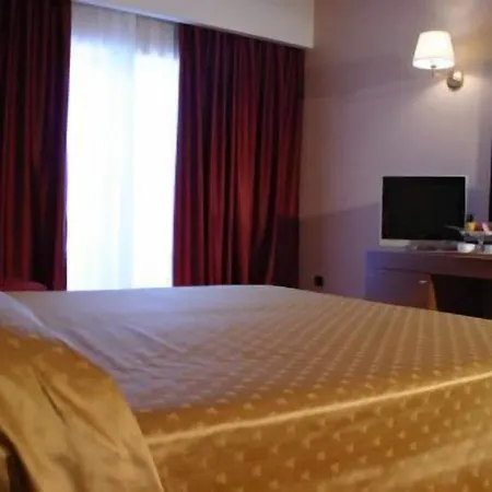 Grand La Chiusa Di Chietri 4* ألبيروبيللو