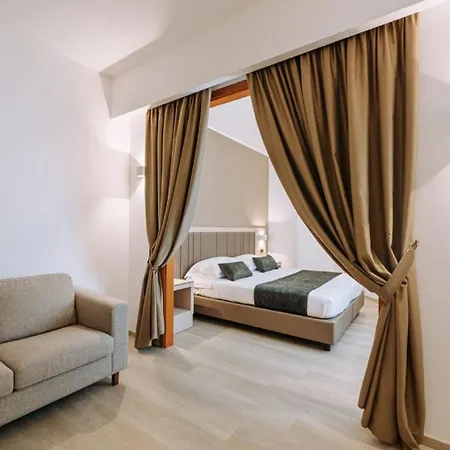 Grand La Chiusa Di Chietri فندق ألبيروبيللو