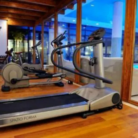 فندق Grand La Chiusa Di Chietri 4*