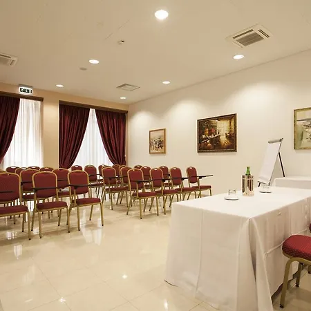Grand La Chiusa Di Chietri ألبيروبيللو