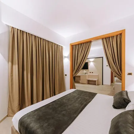 Grand La Chiusa Di Chietri Hotel