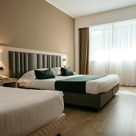 Grand La Chiusa Di Chietri 4*