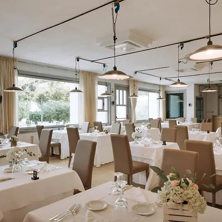 Hotel Grand La Chiusa Di Chietri