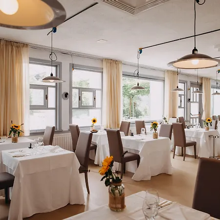 Grand La Chiusa Di Chietri Hotel 4*