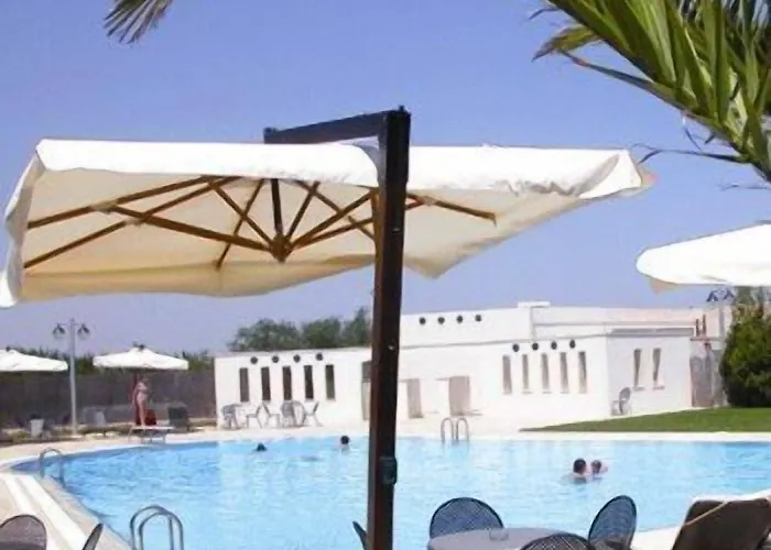 拉秋莎切蒂大酒店 酒店 4*